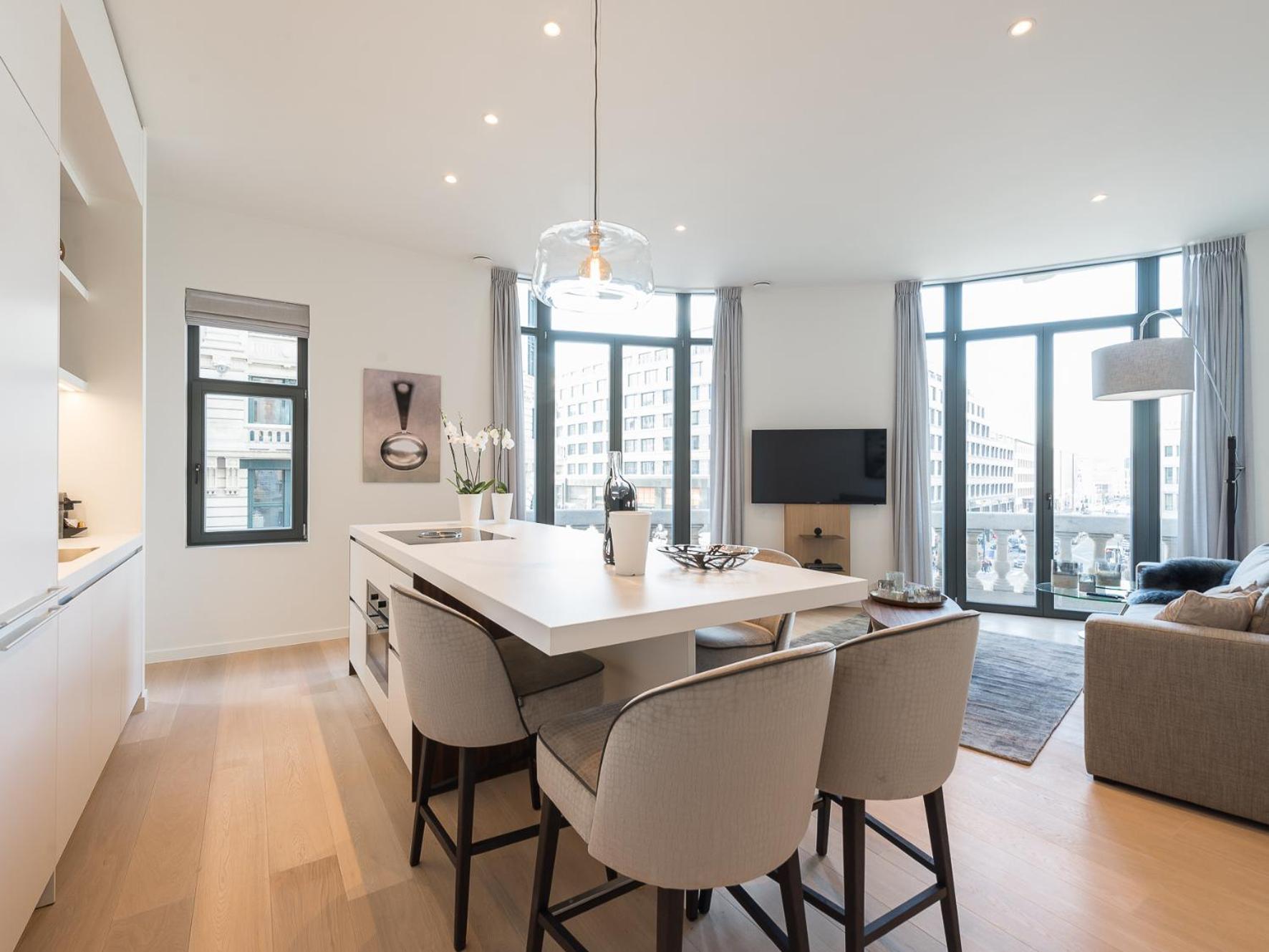 Modern Central 1Br Suite - 90 Sqm Bryssel Exteriör bild